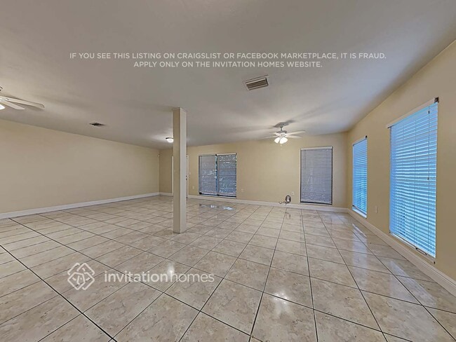 Building Photo - 6221 SW 62nd Terrace