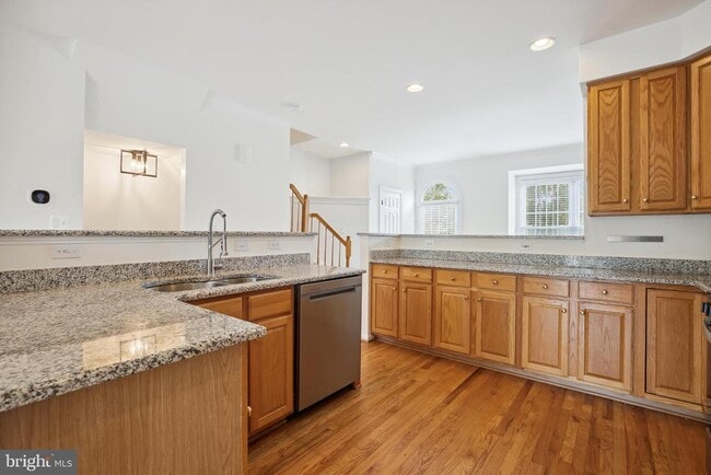 Building Photo - 5502 Sacramento Mews Pl