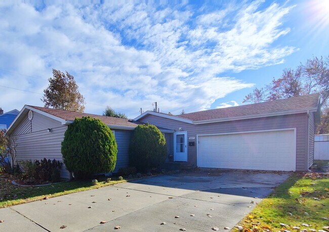 Foto del edificio - Your Next Home in the Heart of Richland — ...