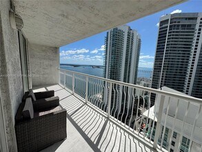 Building Photo - 1200 Brickell Bay Dr