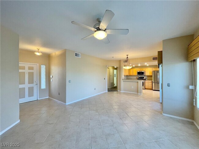 Building Photo - 10820 Amber Ridge Dr