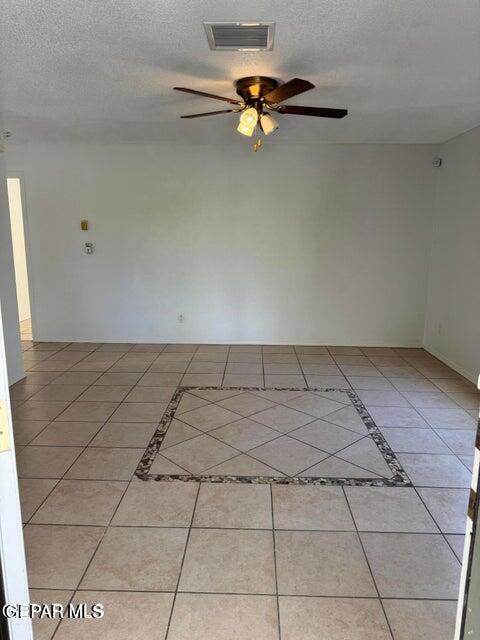 Foto del edificio - 10751 Thunder Rd