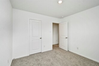 Building Photo - 7534 Linda Lk Ct