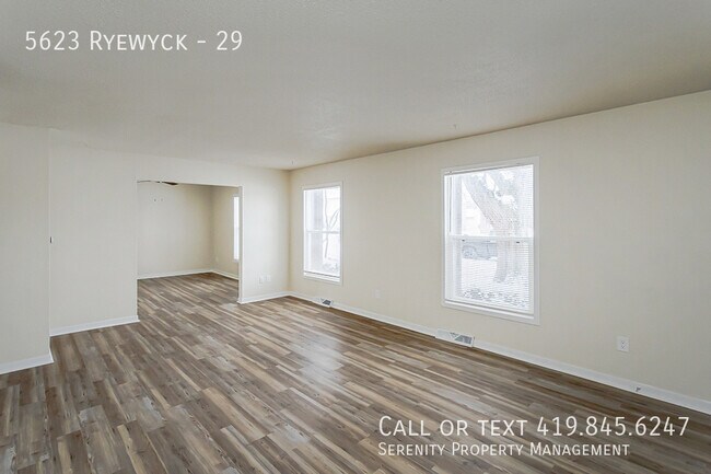 Building Photo - 5623 Ryewyck-29