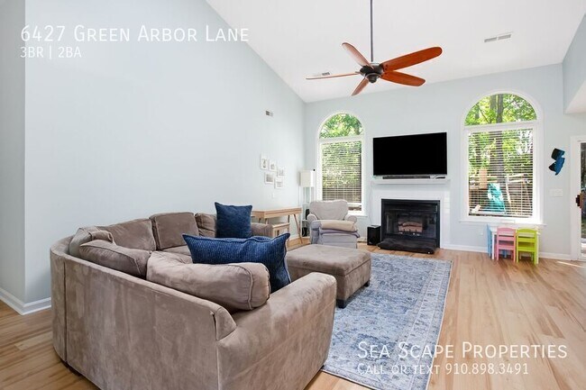 Foto del edificio - 6427 Green Arbor Ln