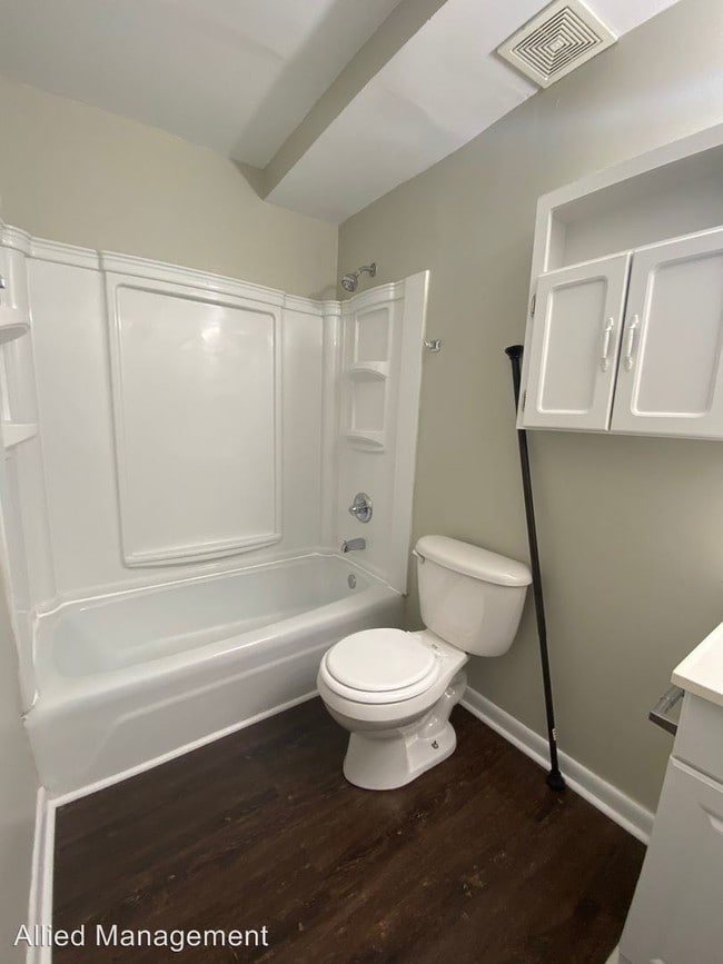 Building Photo - 1844 Augusta Dr