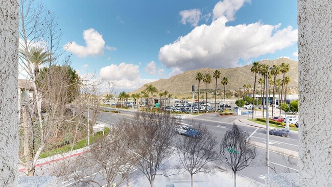 Interior Photo - Windemere at Sycamore Highlands