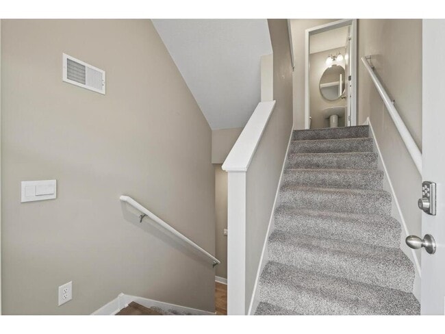 Foto del edificio - 6612 Hinterland Trl S