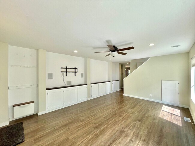 Building Photo - Great Home for rent