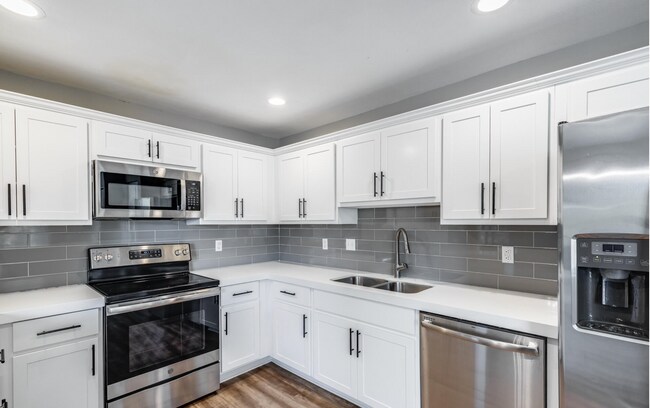Foto del edificio - 15050 N Thompson Peak Pky