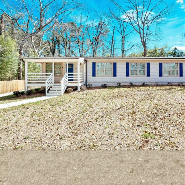 Building Photo - 764 Mary Ln