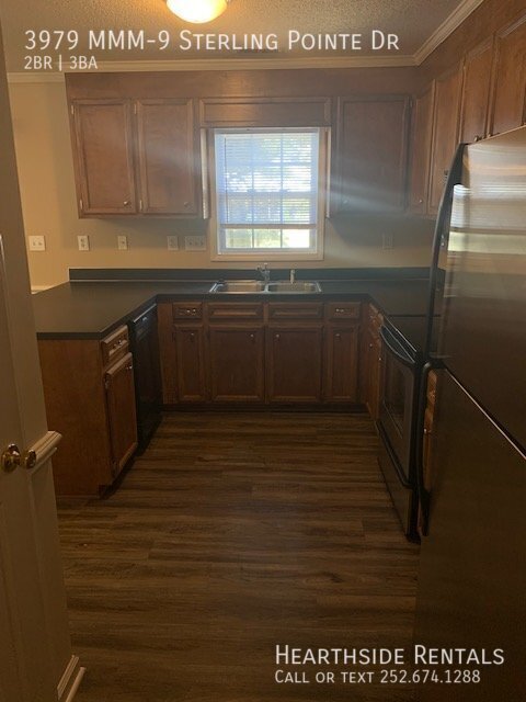 Foto del edificio - 3979-MMM-9 Sterling Pointe Dr