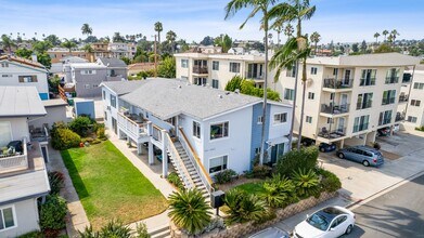 Building Photo - 4076 1/2 Crown Point Dr
