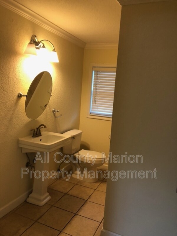 Foto del edificio - 6027 SE Cypress Rd