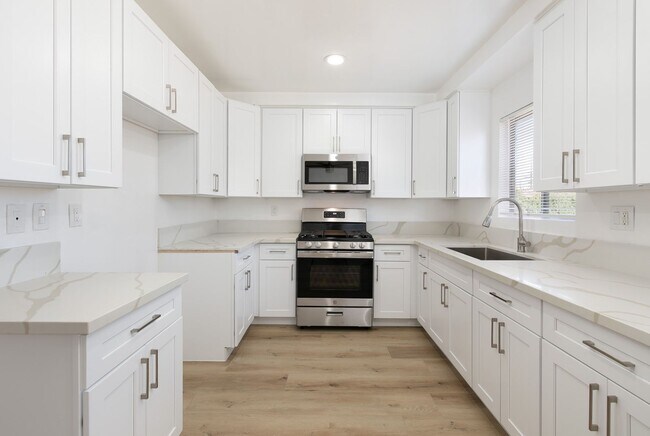 Foto del edificio - Great Location! Valley Village / North Hollywood Arts District.