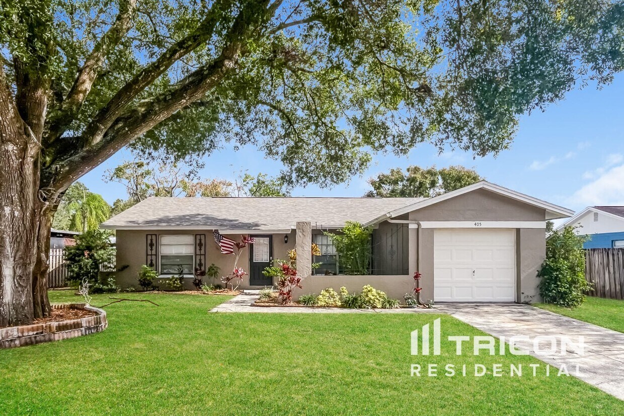 Foto principal - 405 Silver Hill Dr