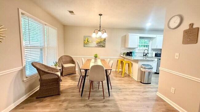 Building Photo - 2650 Bluffton Rd