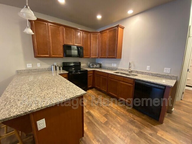 Foto del edificio - 673 E 355 N