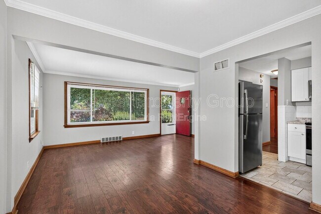 Building Photo - 1427 Attica Dr