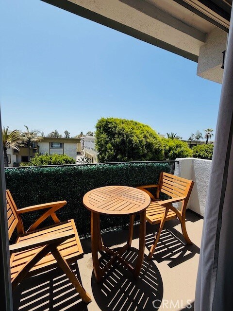 Foto del edificio - 8163 Redlands St