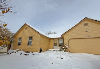 Building Photo - Wonderful 4 Bedroom Ranch in Lexington East and Minutes to Buckley SFB