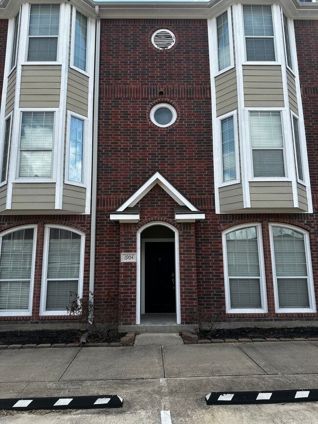 Building Photo - 1198 Jones-Butler Rd