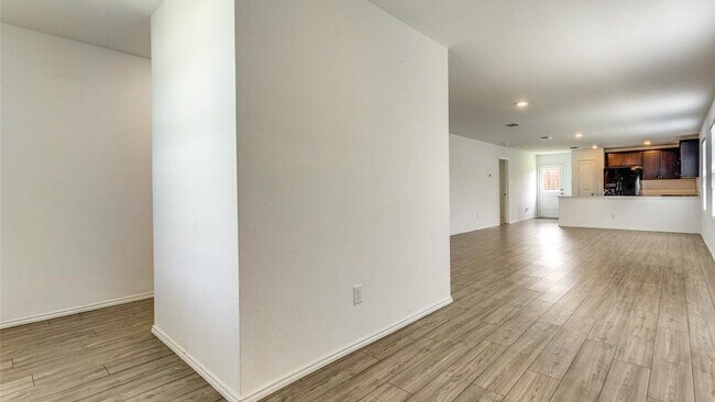 Building Photo - 5605 Timber Pt Dr