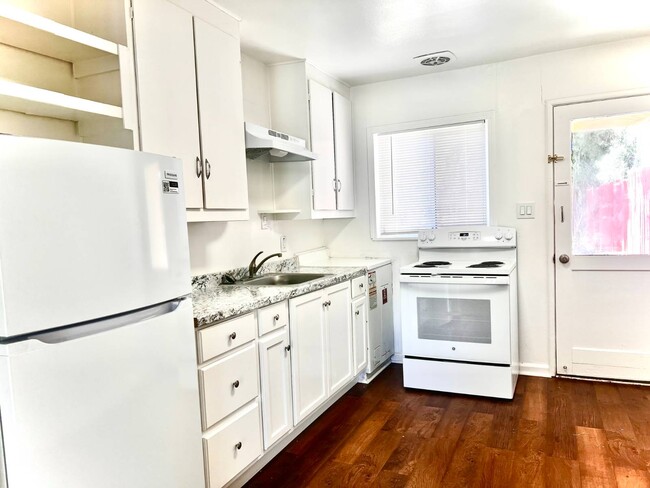 Foto del edificio - 4160 Oro Ln