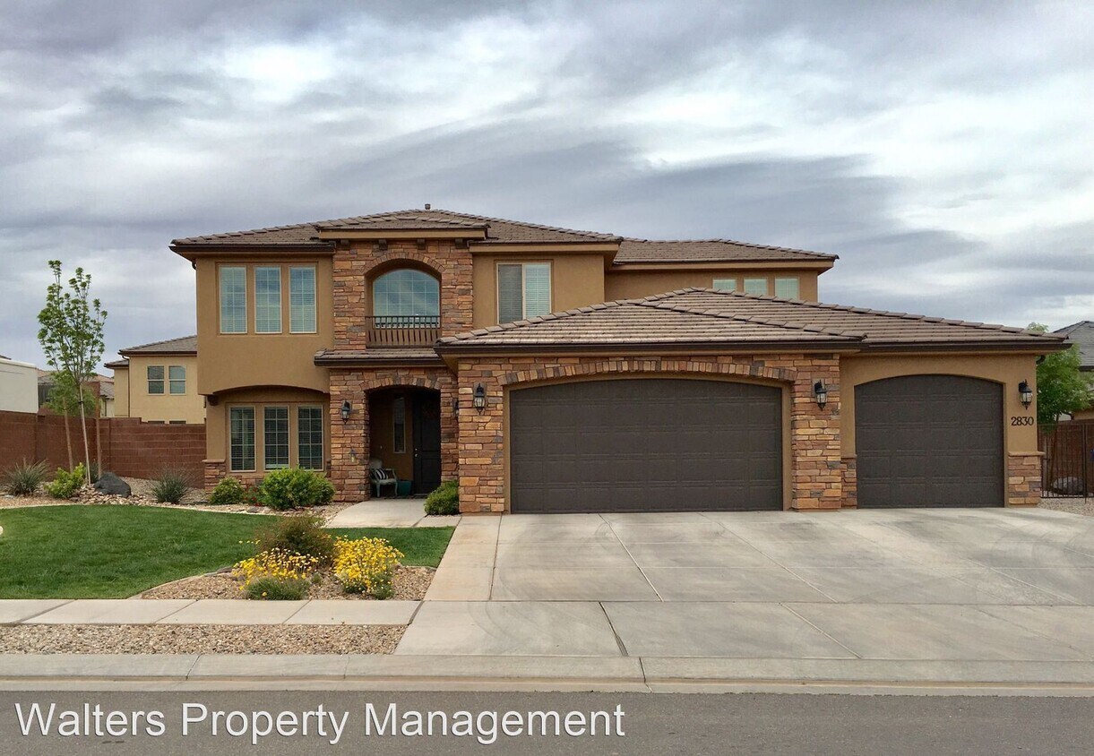 Primary Photo - 6 br, 4 bath House - 2830 E Carmine Dr