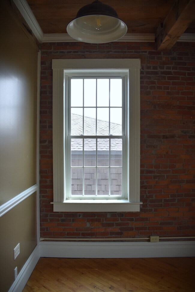 Foto del edificio - 270 Pleasant St