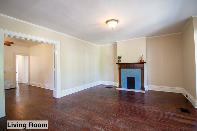 Building Photo - 1009 Franklin Ave