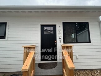 Building Photo - 416 Maple Dr