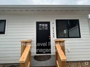 Building Photo - 416 Maple Dr
