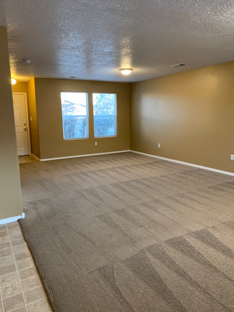 Building Photo - 5709 Sandoval Dr NE