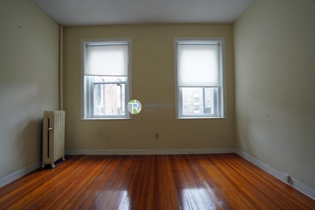 Foto del edificio - 1120 Commonwealth Ave