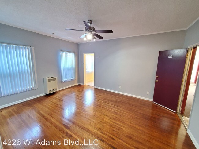 Foto del edificio - 4226 W Adams Blvd