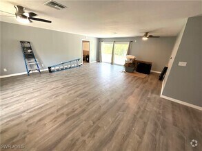 Building Photo - 169 Riverview Rd