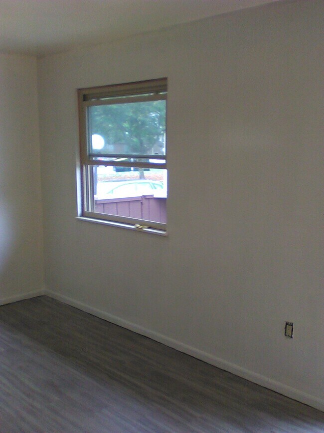 214 Brian Dr Unit 214, Enola, PA 17025 Condo for Rent in Enola, PA