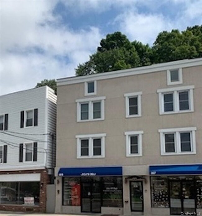 Building Photo - 165-167 E Main St