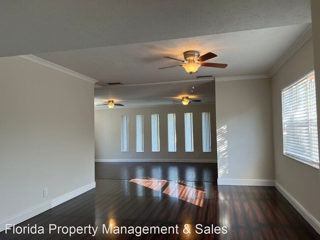 Building Photo - 4 br, 3 bath House - 9030 NW 32 Street