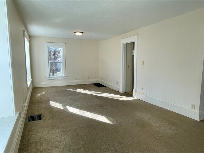 Foto del edificio - 580 Dayton St