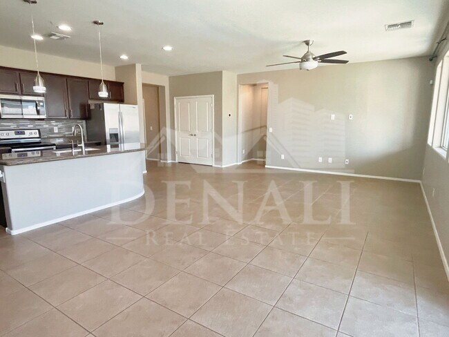 Building Photo - 22468 E Calle de Flores