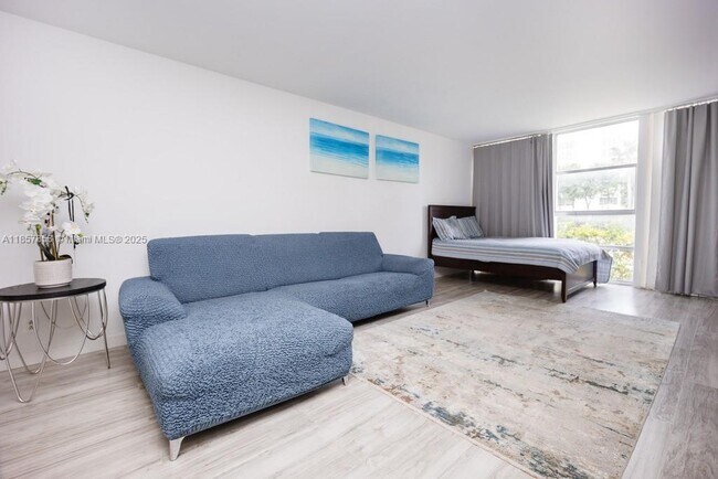 Foto del edificio - 501 Three Islands Boulevard