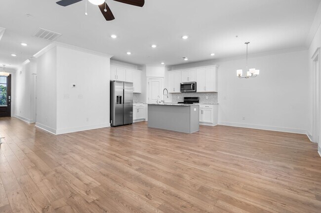 Foto del edificio - 235 Southmen Ln