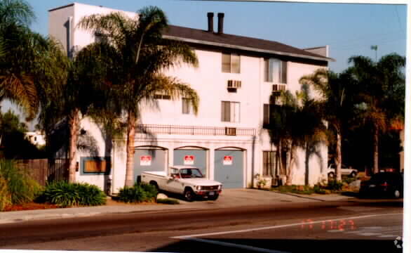 Building Photo - 3805 Boundary St