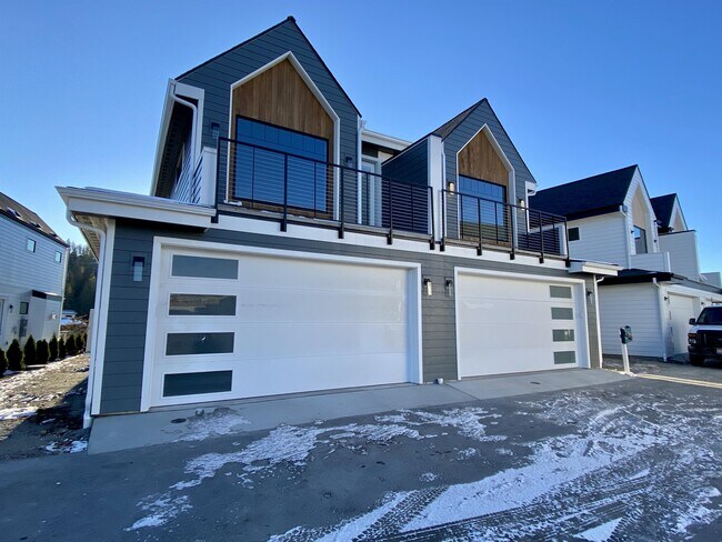 Building Photo - 2426 N Atlas Rd