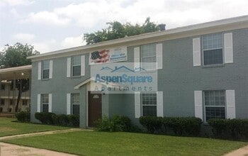 Building Photo - 1705 S 3rd St