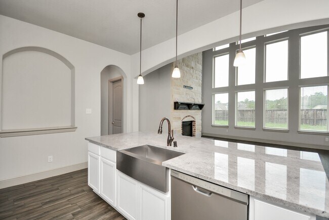 Foto del edificio - 22368 Misty Woods Ln
