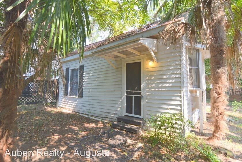Primary Photo - 944 Milledge Rd