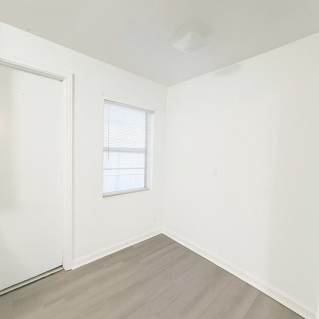 Foto del edificio - Charming Home for Rent in Murray Hill!